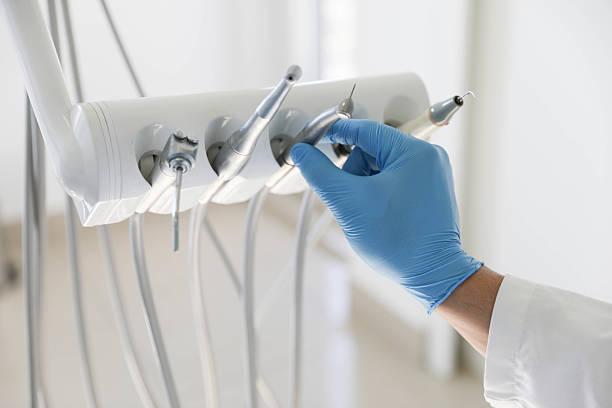 Professional Emergency Dentist technician working in Briar, TX